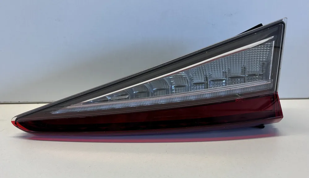 Nově v sortimentu - Levá zadní lampa - 5LE 945 307 D - Škoda Enyaq