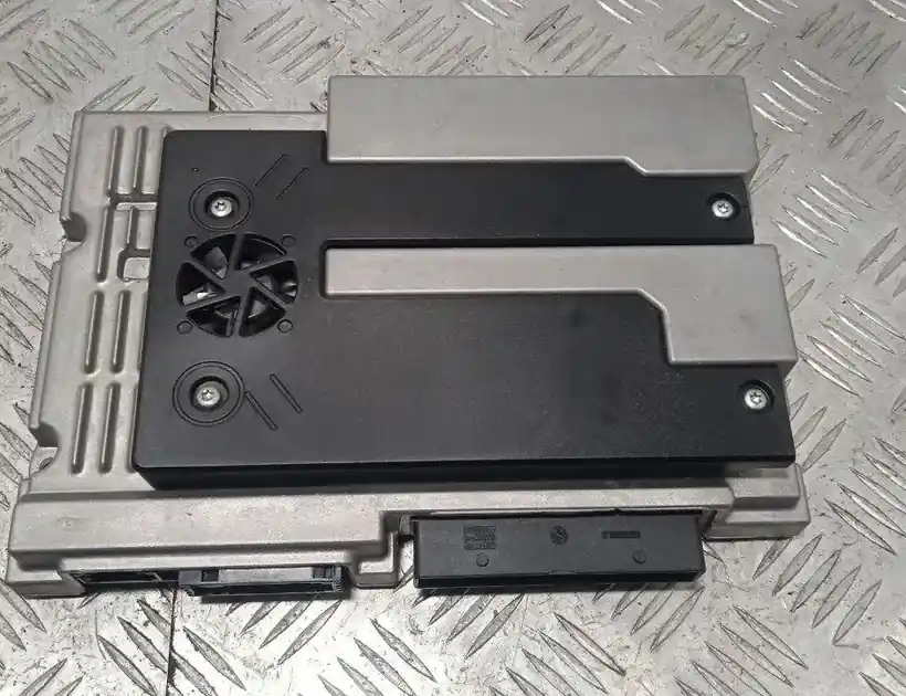 Akce - Audi a8 Zesilovač zvuku 4H0035465A