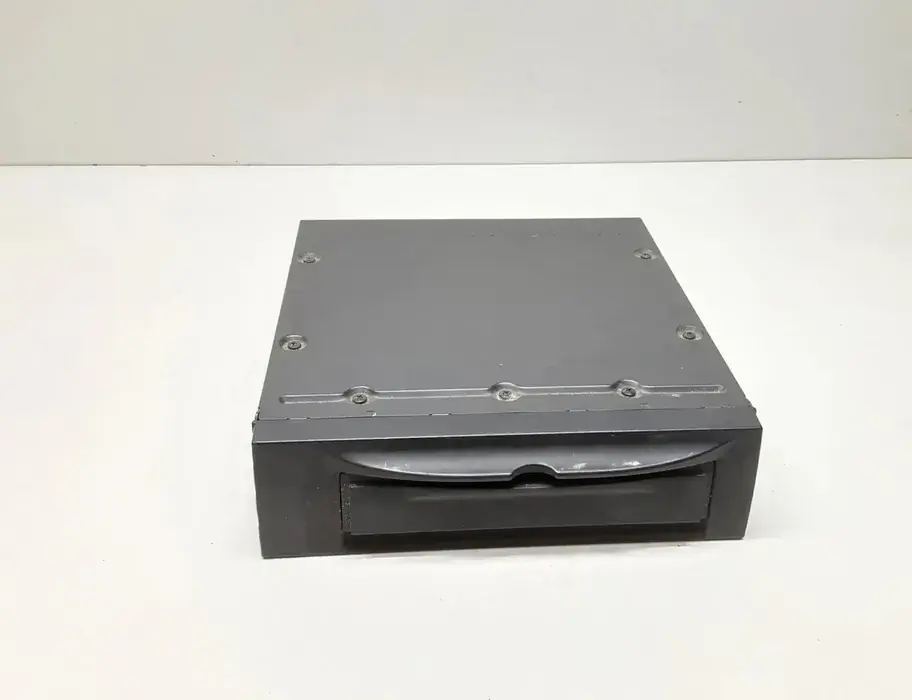 Volvo xc90 CD měnič 30679809Volvo xc90 CD měnič 30679809 - Ušetřete