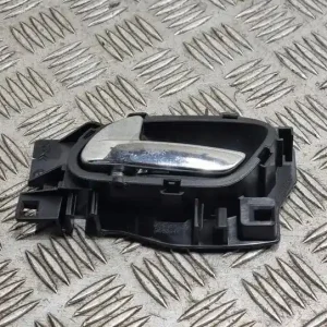 Citroën c3-picasso Levá zadní vnitřní otevírací rukojeť 9683446877Citroën c3-picasso Levá zadní vnitřní otevírací rukojeť 9683446877 - Výprodej