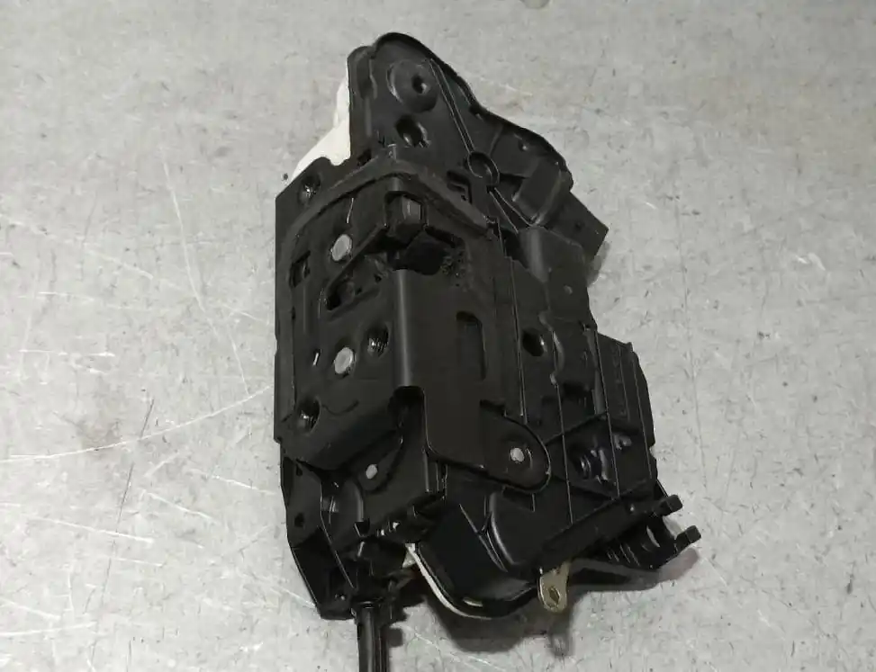 Seat Ibiza Levý přední zámek dveří 5N1837015A, ELECTRICA7PINSSeat Ibiza Levý přední zámek dveří 5N1837015A, ELECTRICA7PINS | Akční sleva