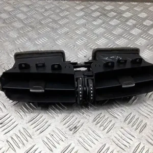 Cadillac Cts Středové konzole vzduchové mřížky 23171376Cadillac Cts Středové konzole vzduchové mřížky 23171376 - Novinka v nabídce